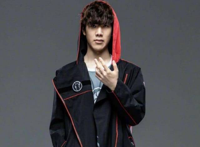 此处需要三 此处需要三